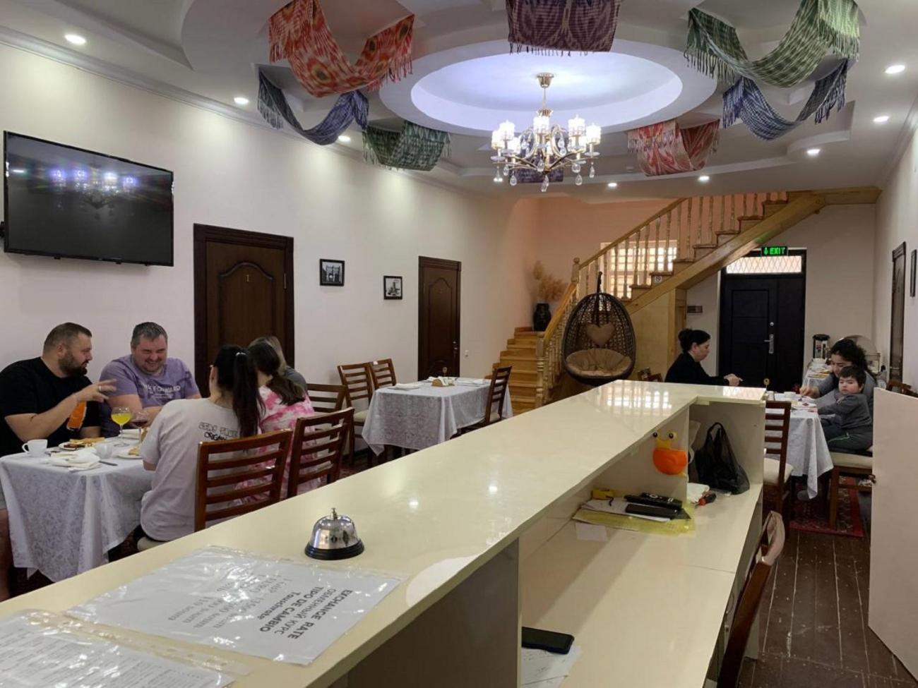 Caravan Hotel Khiva Buitenkant foto